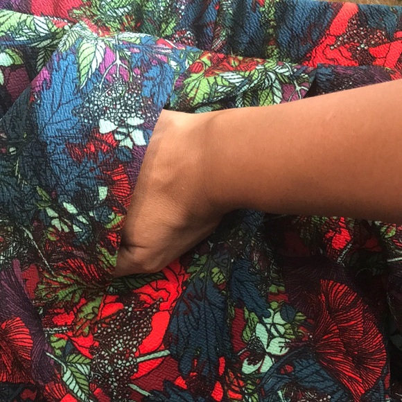 LulaRoe skirts - Picture 4 of 8